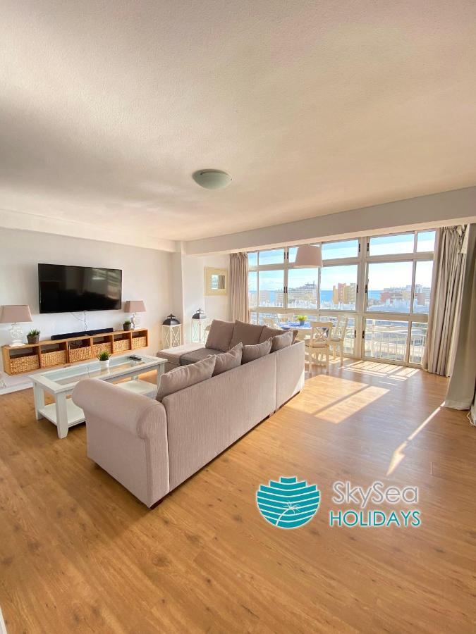 Skysea Holidays La Carihuela Apartment Torremolinos Bagian luar foto