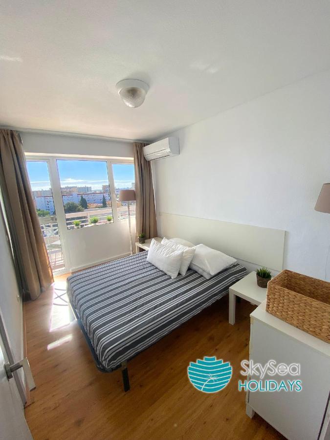 Skysea Holidays La Carihuela Apartment Torremolinos Bagian luar foto